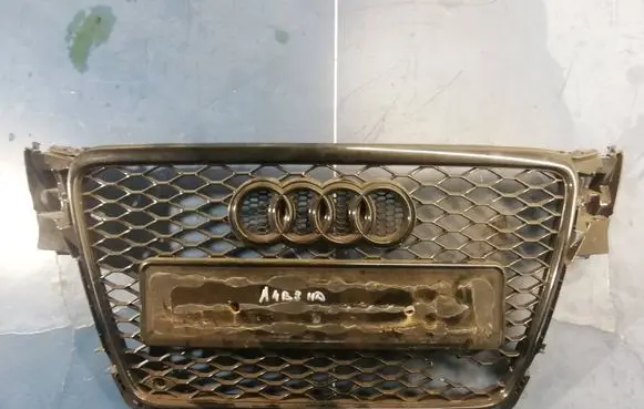Audi A4 S4 B8 8K Dash center air vent grill