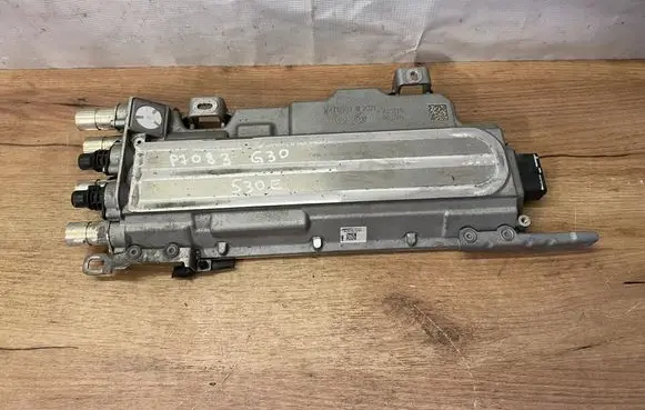 BMW 5 G30 G31 G38 Battery control module 5A12C60