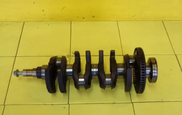 Opel Corsa E Crankshaft 55561516 B14XEJ