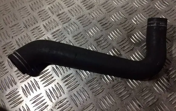 Fiat Doblo Turbo air intake inlet pipe/hose 46832905