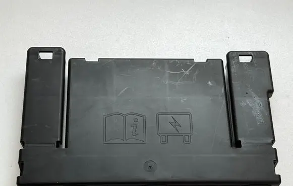 Land Rover Range Rover Sport L494 Fuse box cover CK5214A073BB 21493000001