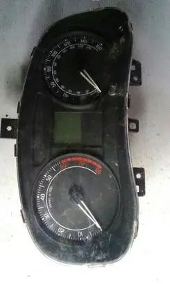 Toyota RAV 4 (XA20) Speedometer (instrument cluster) A2C53111433