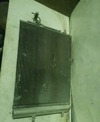 Ford Focus A/C cooling radiator (condenser)