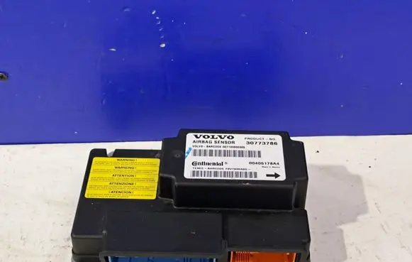 Volvo V50 Airbag control unit/module 30773786 31334738