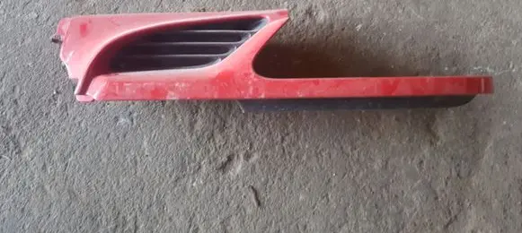 Renault Scenic I Front bumper upper radiator grill