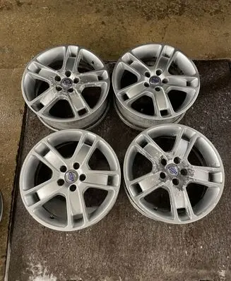 Volvo V50 R17 alloy rim 31202663