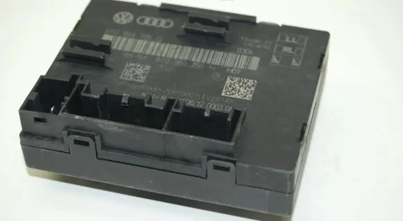 Audi A5 8T 8F Door control unit/module 8T0959795Q