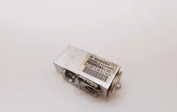 Skoda Scala Air conditioning (A/C) expansion valve 2Q0816679A