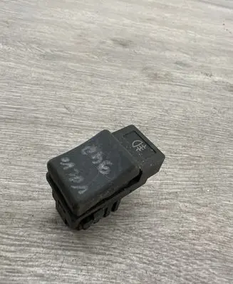 Volvo 940 Fog light switch 13545793