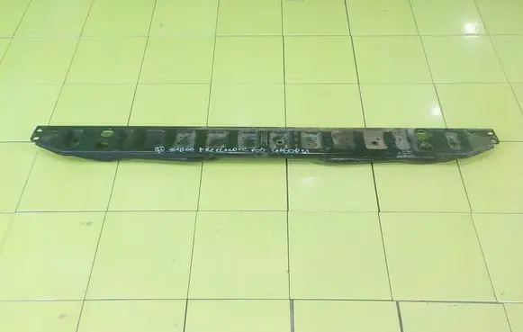 Land Rover Freelander 2 - LR2 Front bumper support beam 