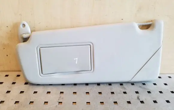 Ford Kuga I Sun visor