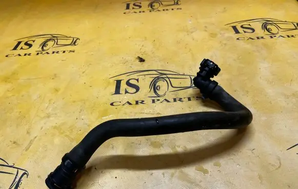 Citroen C4 II Picasso Engine coolant pipe/hose 9803986980