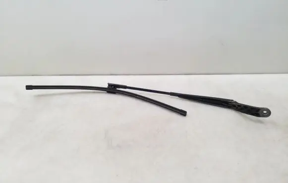 Volkswagen Sharan Front wiper blade arm 7M3955409B