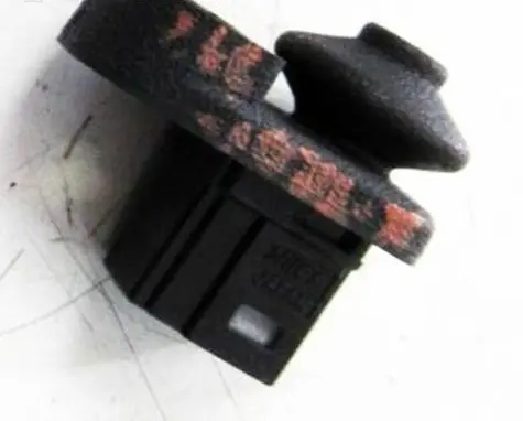 Nissan X-Trail T32 Other front door trim element