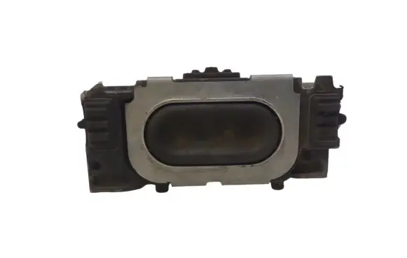 Mercedes-Benz A W176 Engine mount bracket A2462402517 AC46000 26008