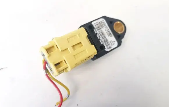 Mitsubishi Outlander Airbag deployment crash/impact sensor 8651A001 tbzme3196z3714