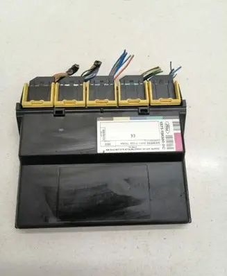 Ford Focus Comfort/convenience module 1S7T15K600BC