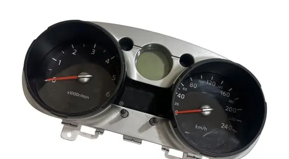 Speedometer (instrument cluster)