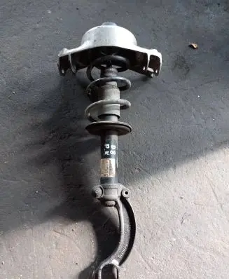 Front shock absorber with coil spring