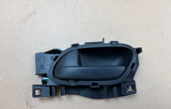 Peugeot Partner Front door interior handle 96555515XT