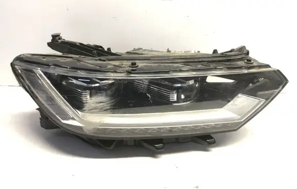 Volkswagen PASSAT B8 Headlight/headlamp 3G1941082C 90052256 88910F2390214Z