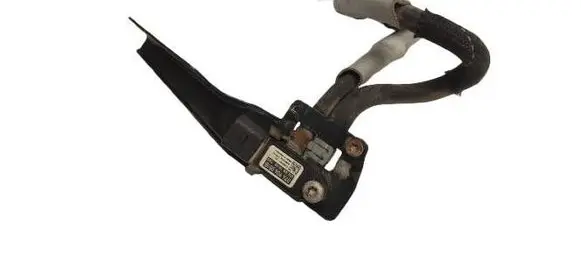 Skoda Yeti (5L) Exhaust gas pressure sensor 076906051B