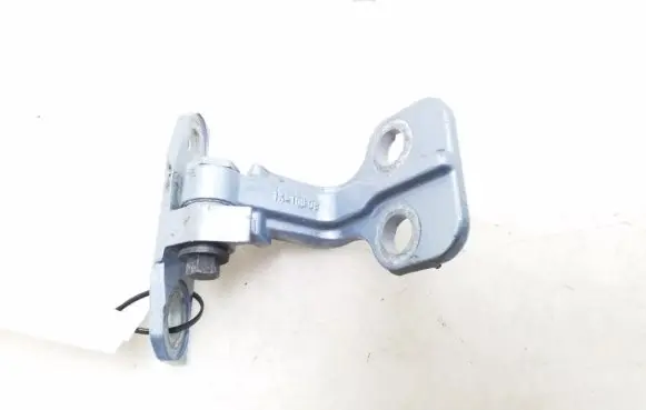 Jaguar XF X250 Rear door lower hinge 8X23F228A65AC