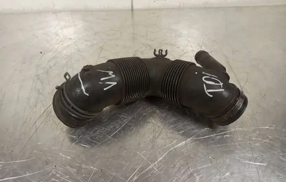 Audi A3 S3 A3 Sportback 8P Air intake hose/pipe 446196604 3C0129654