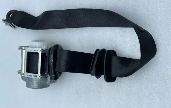 Mercedes-Benz GLS X167 Rear seatbelt A1678600501 090690