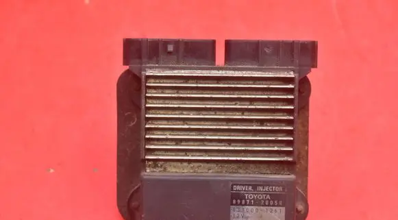 Toyota Avensis Verso Engine control unit/module ECU 89871-20050