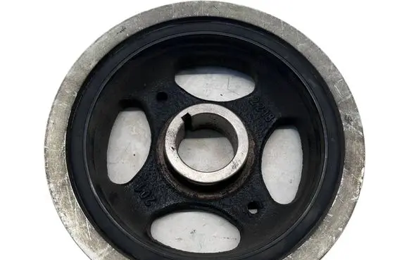 Toyota Avensis T270 Crankshaft pulley