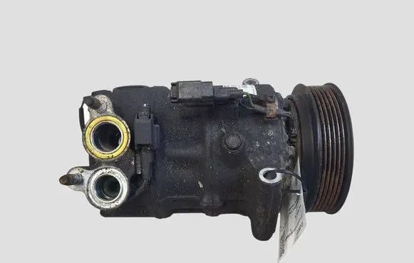 Volvo V70 Air conditioning (A/C) compressor (pump) 31332528