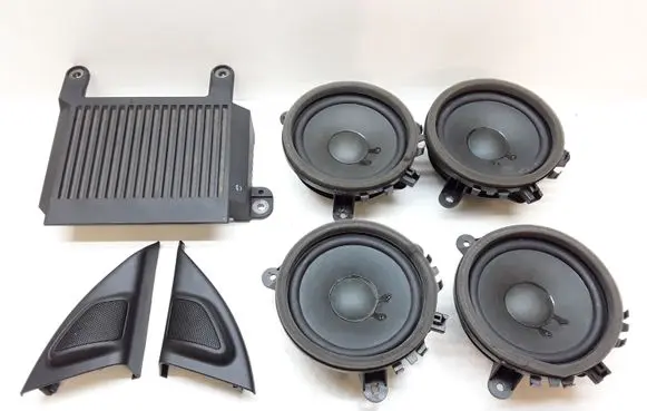 Volvo V70 Audio system kit 30657445 30781068