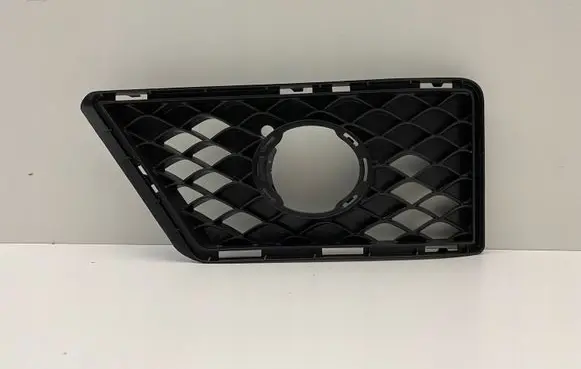 Mercedes-Benz GLK (X204) Front bumper lower grill