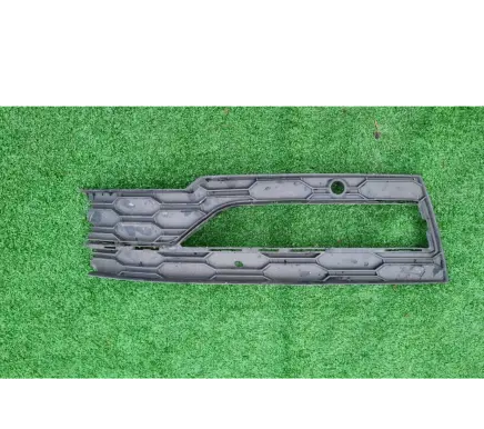 Skoda Octavia Mk4 Front bumper lower grill 5E3807681C