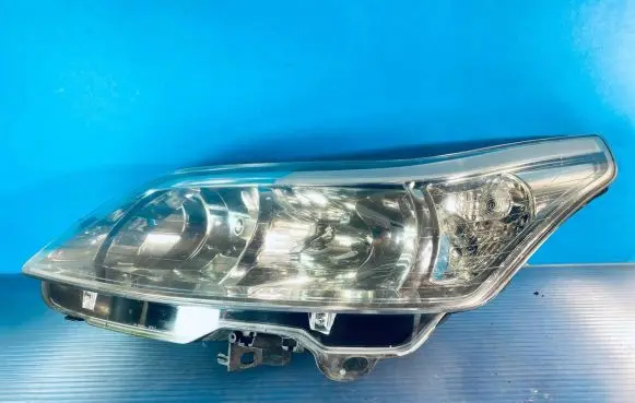 Citroen C4 I Headlight/headlamp 9646893980