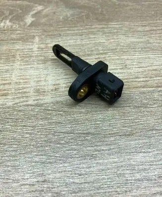 Volkswagen PASSAT B5.5 Intake air temperature sensor 058905379 0280130085
