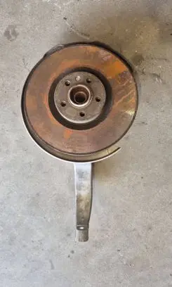 Volvo XC90 Front wheel hub 