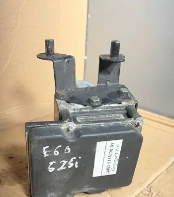BMW 5 E60 E61 ABS Pump 6775730 3451677573001 3452677573201