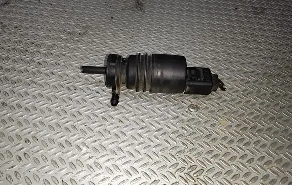 BMW 3 E46 Windscreen/windshield washer pump 8364516