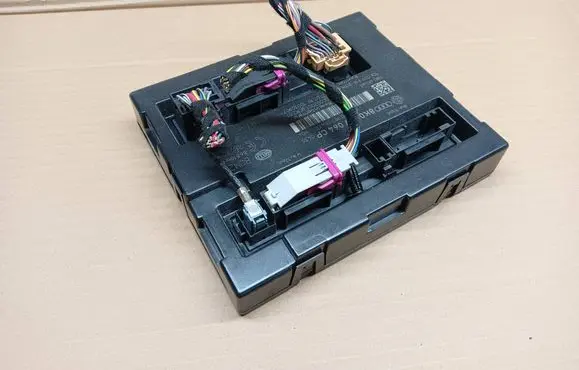 Audi Q5 SQ5 Comfort/convenience module 8K0907064CP 5DK00991883 00002001