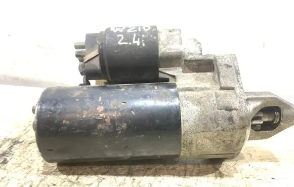 Mercedes-Benz E W210 Starter motor 1005821904