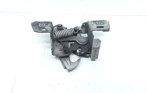 Volvo V50 Engine bonnet/hood lock/catch 30716530 30716529