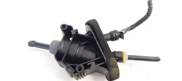 Ford Fiesta Clutch master cylinder 4905