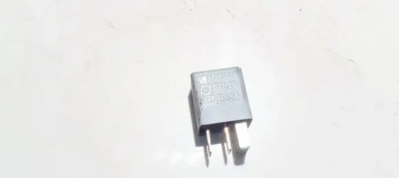 Renault Scenic I Other relay 13100504 677.20