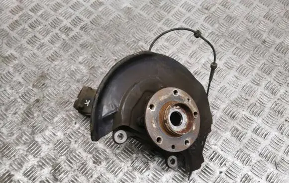 Nissan Qashqai Front wheel hub
