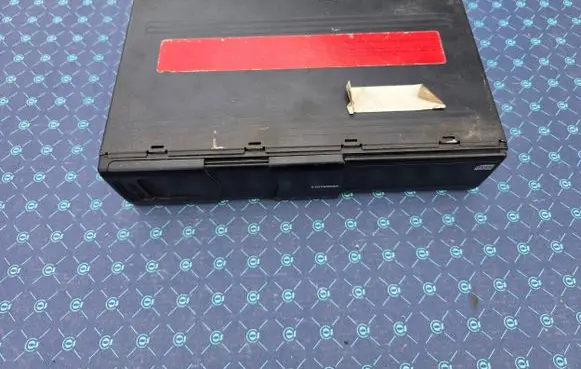 Mini One - Cooper R50 - 53 CD/DVD changer 6913388