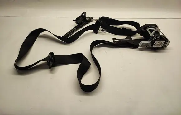 Ford Explorer VI Front seatbelt DB5378612D34AF