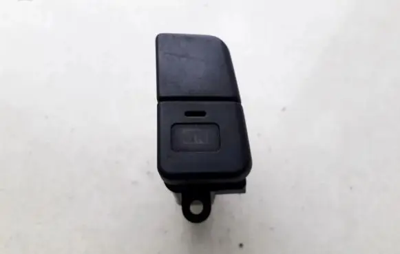 Honda Accord Windscreen/window heater switch