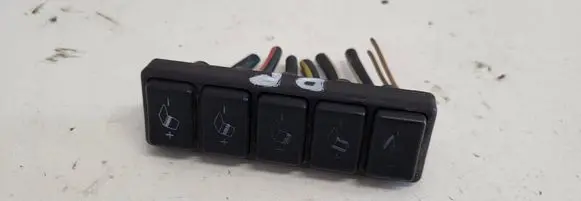 Renault Safrane Seat control switch 